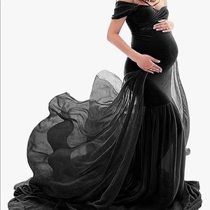 Black maternity shoot dress